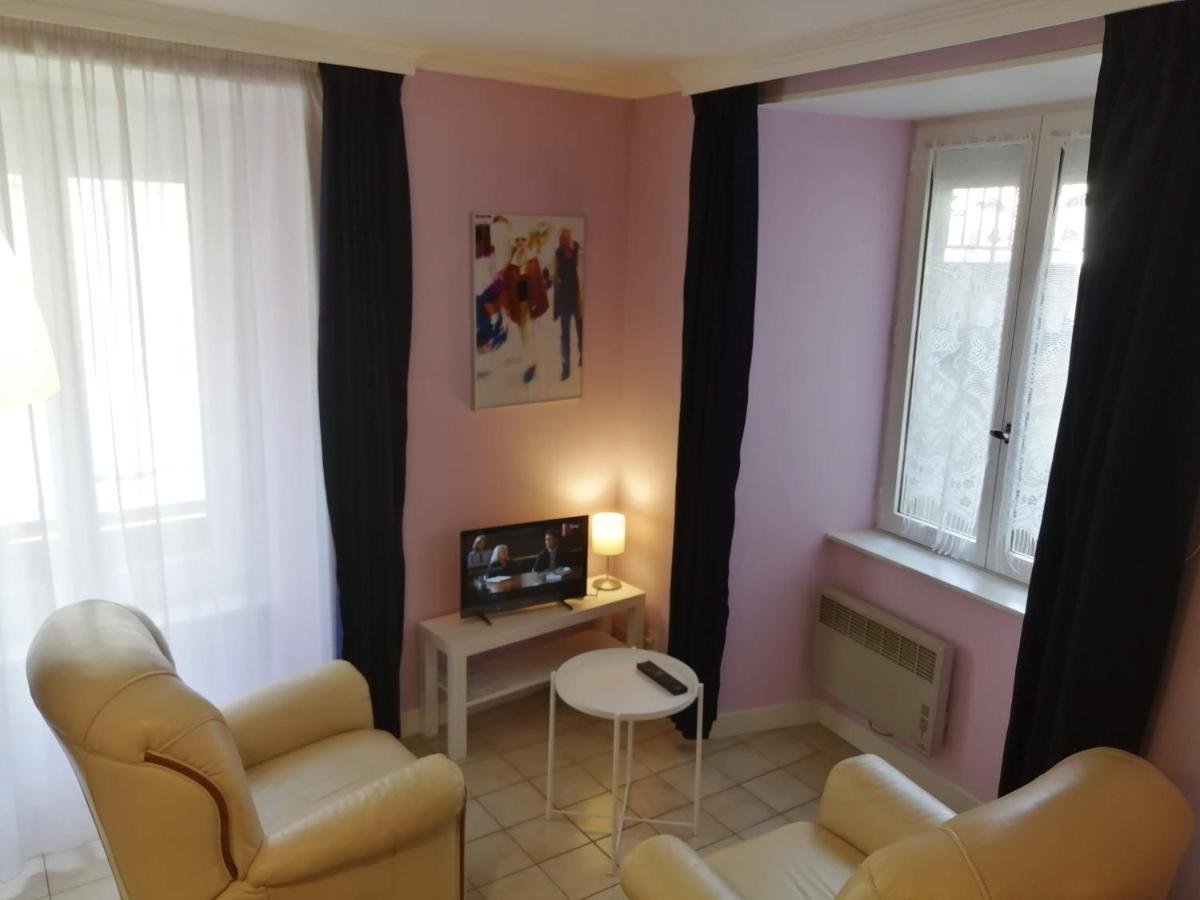 Chez Gustou Apartman Chaudes-Aigues Kültér fotó