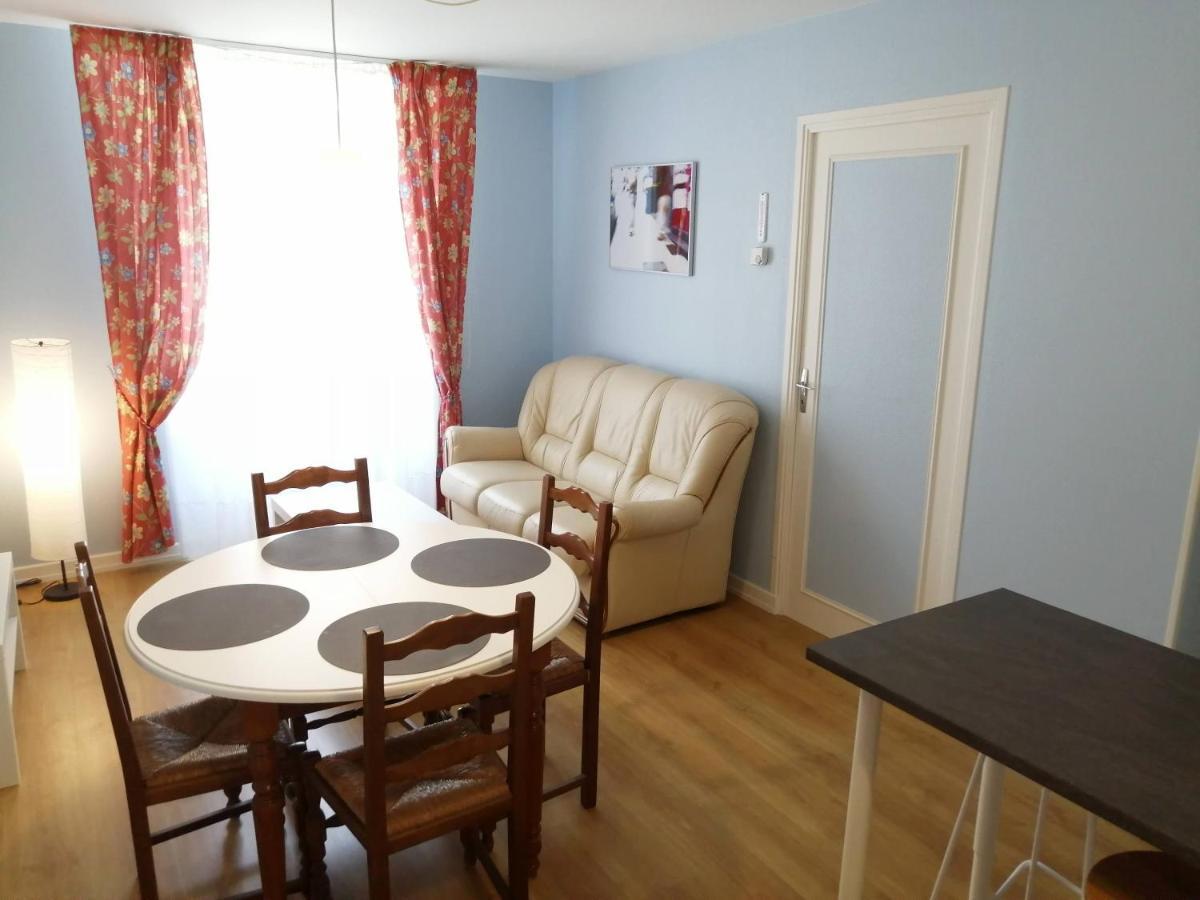 Chez Gustou Apartman Chaudes-Aigues Kültér fotó